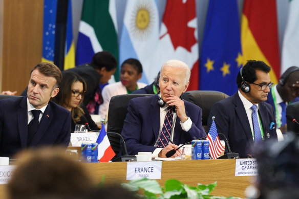 US President Joe Biden and French President Emmanuel Macron at G20. 