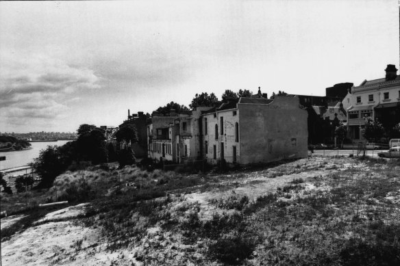 “Wilful neglect”: derelict Houses in Victoria Street on November 19, 1981. 