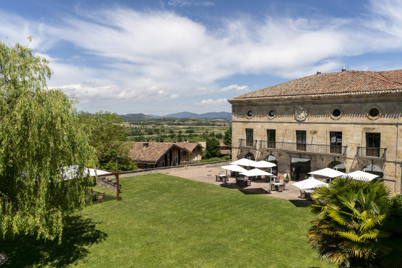 In Napoleon’s (possibly small) footsteps: Parador Argomaniz with its traditional porthole windows.