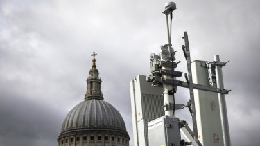 An array of 5G masts installed on a rooftop overlooking St. Paul's Cathedral by EE the wireless network provider, owned by BT Group Plc, during trials in the City of London. 