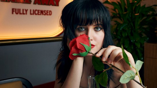 Markella wears Scanlan Theodore bustier.