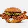 The “proper sandwich” with chicken, Acide pickles and buttermilk ranch.