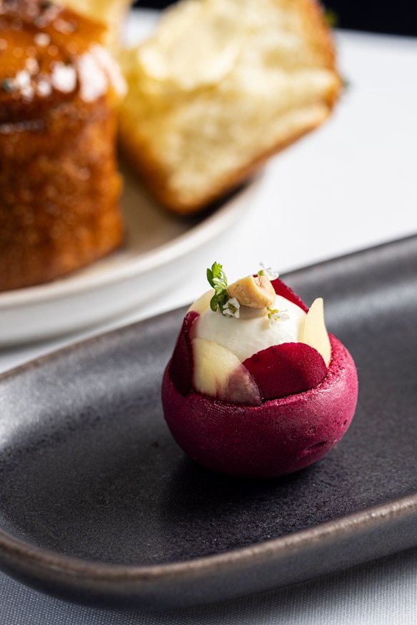 Beetroot meringues layered with horseradish mousse.