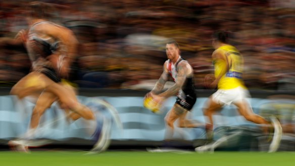Tim Membrey on a searching run for the Saints against the Tigers.