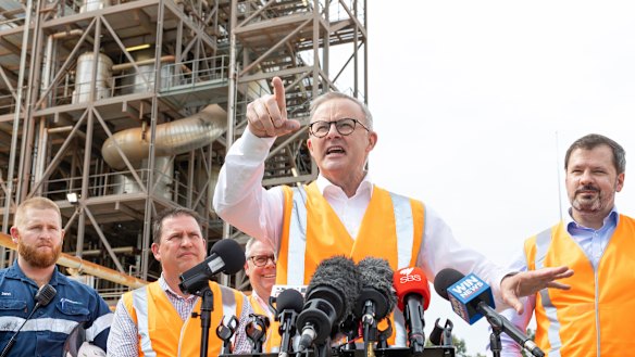 Anthony Albanese on the campaign trail in Gladstone on Thursday, advocating an increase in wages in line with inflation.