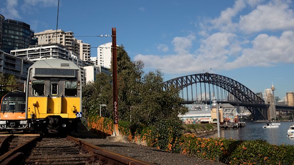 S-Set 3001 is one of the oldest in the government-owned fleet and will be retained for heritage rides.