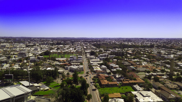 This drone image looks west over Highgate and Leederville, with Bulwer Street running down the centre. The photograph shows no notable  increase in building heights or density as you head north towards the city (just out of the frame on the left). 