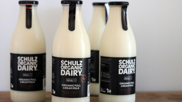 Schulz milk ... in glass.