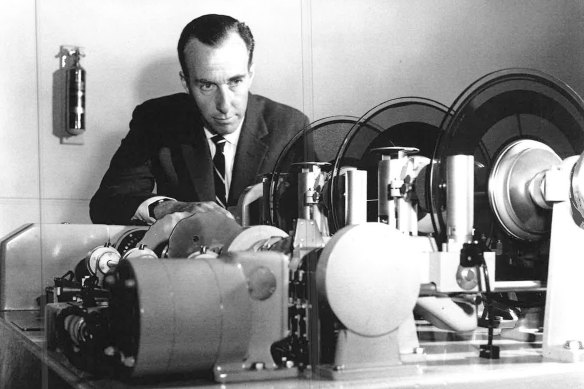 High-tech: Gordon Gow, the voice of  'George' the talking clock when it was mechanised in 1953. 
