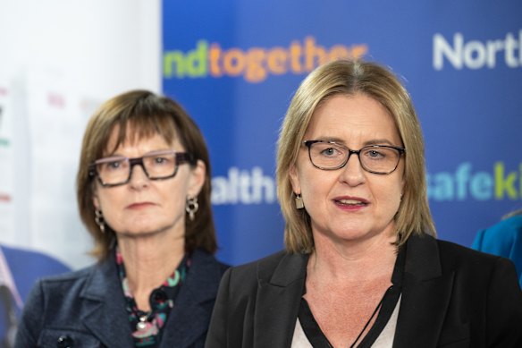  Health Minister Mary-Anne Thomas (left) and Premier Jacinta Allan.