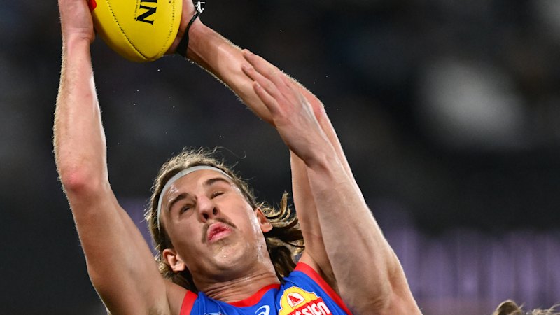 AFL LIVE: ‘I had to go’: Bulldogs’ unlikely hero speaks after his match-winning mark over Pies in Marvel blockbuster