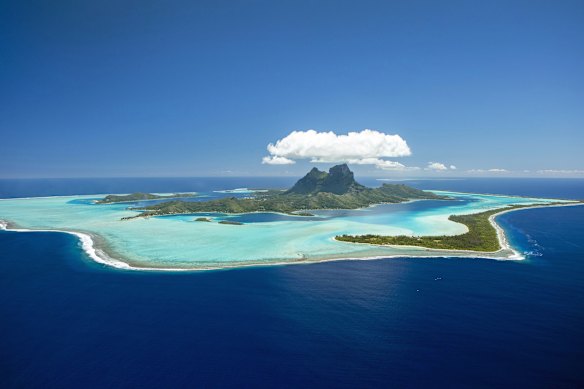 Bora Bora’s lagoon is astonishing.