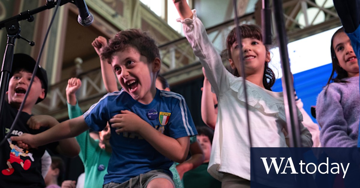 Crowds flock to Italian Festa at Melbourne's Royal Exhibition Building - Vimarsana News
