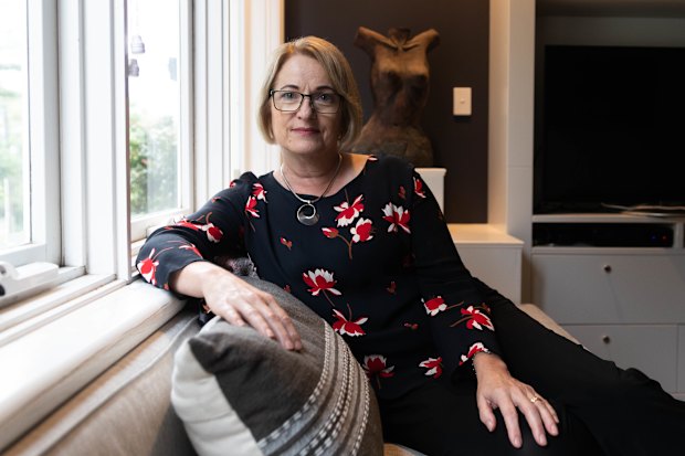 Faux diz que os pacientes têm o direito de saber quanto estão pagando quando visitam um médico ou especialista e se os honorários são justos ou mesmo legais.