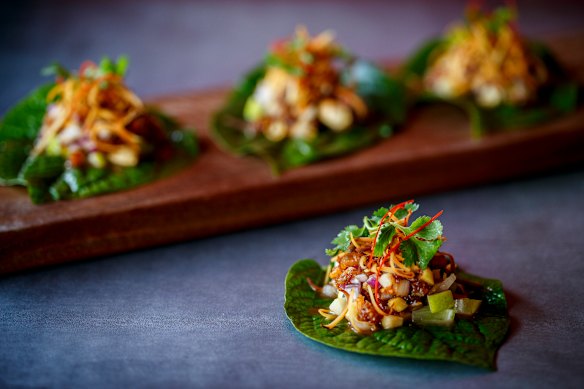 The miang shows off garden-fresh ingredients.