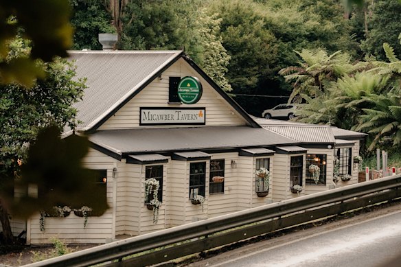 Micawber Tavern in Belgrave even has accommodation attached.