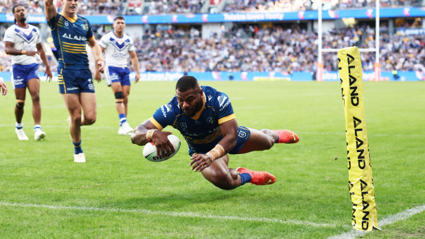 Maika Sivo scores the first of his two tries.