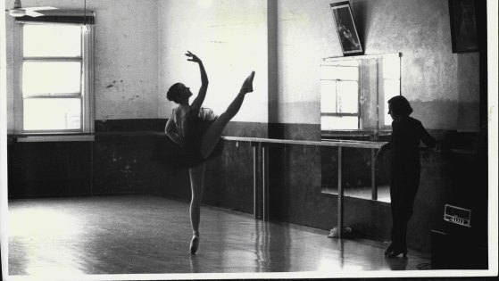 Rachel Broomham, 17, and Joan Halliday at the Joan Halliday School of Dance in Haymarket in 1984.