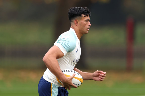 Joseph-Aukuso Suaalii training with the Wallabies in London, ahead of his Test debut.