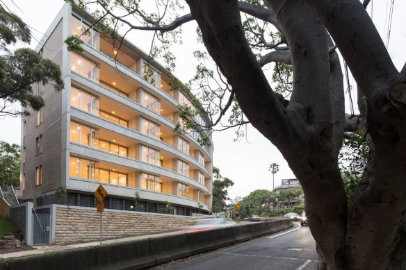 The Arc apartments in Bondi goes against the grain.