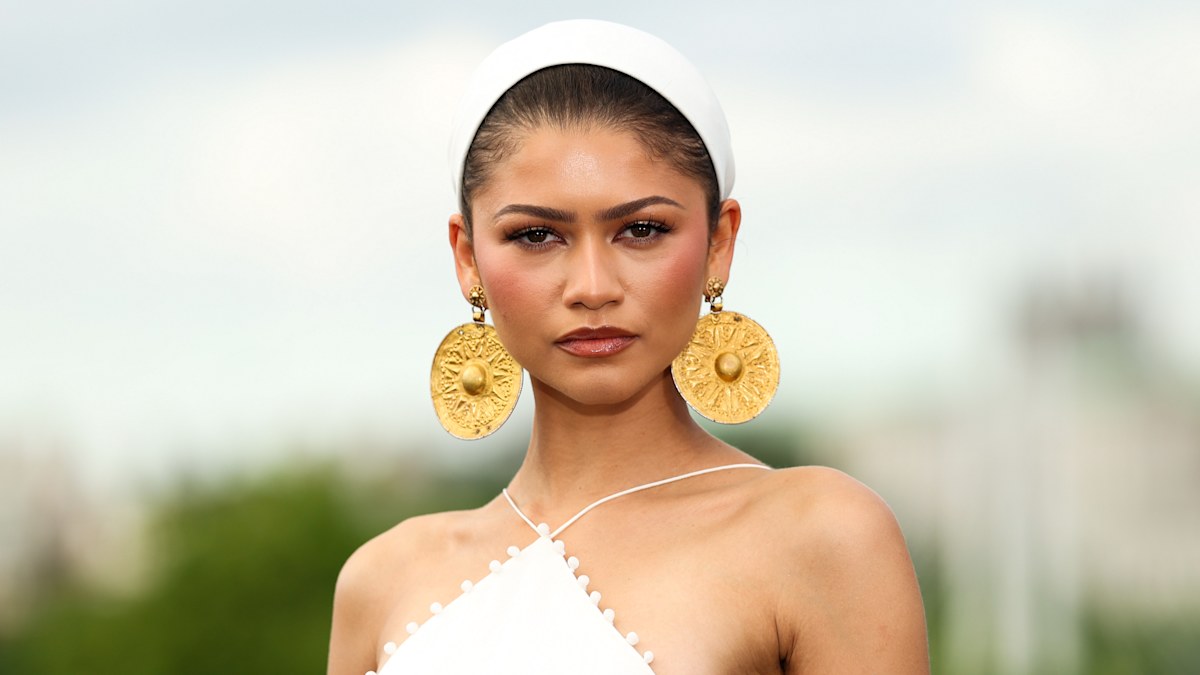 A pair of earrings has put Zendaya at the centre of controversy
