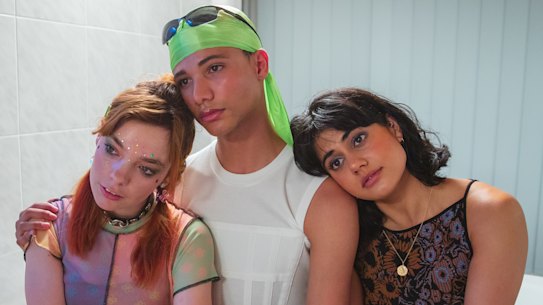 Hayden (left) with co-stars James Majoos and Ayesha Madon.