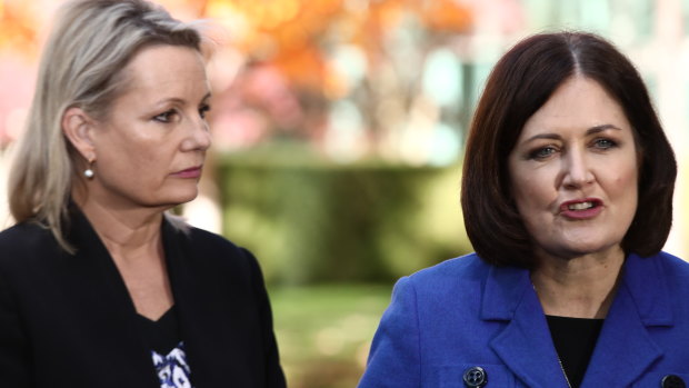 Sussan Ley and Sarah Henderson are pushing a private member's bill that would shut down the live sheep trade.