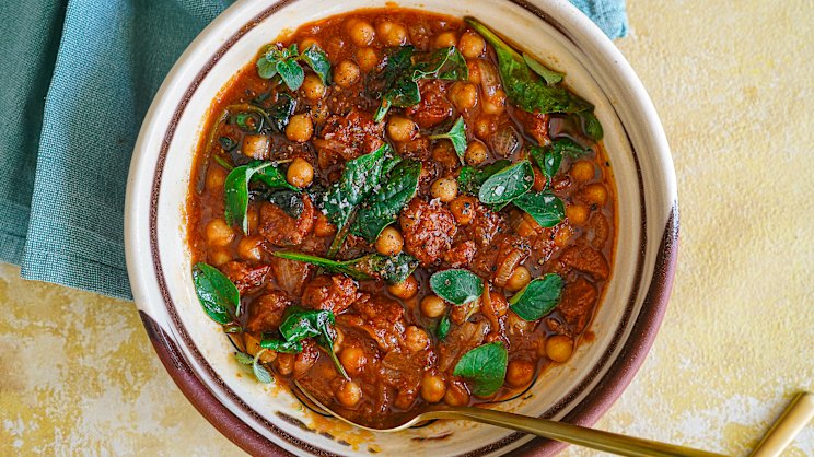 Braised chickpeas with chorizo and greens-image