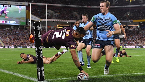 Superman: Valentine Holmes finishes spectacularly to tie it up at 12-12.