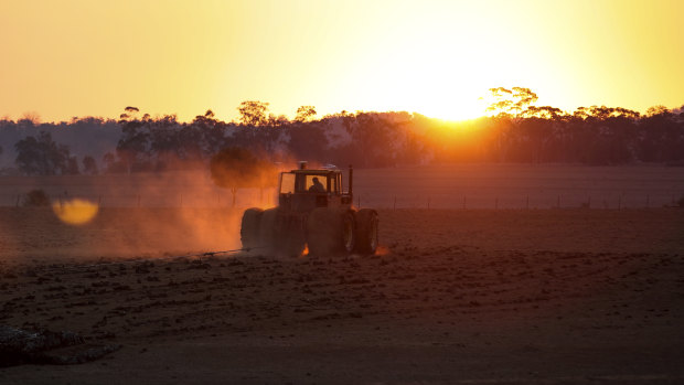 Farmers are being warned not to get taken in by fake machinery ads online.
