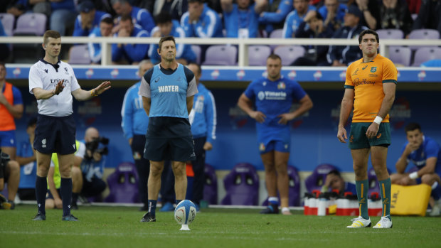 Ben Donaldson lines up his late conversion attempt against Italy.