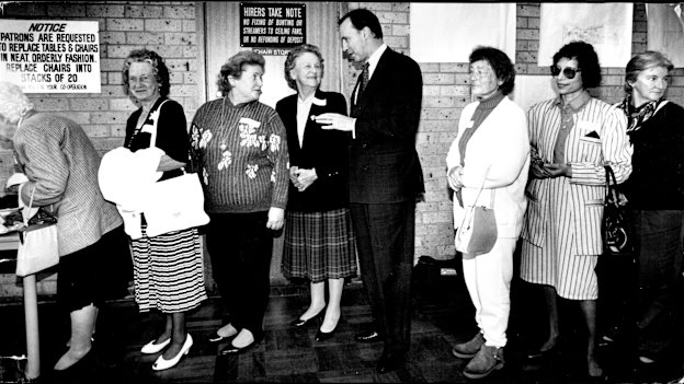 Paul Keating queues for afternoon tea with voters in Bankstown in 1993. 