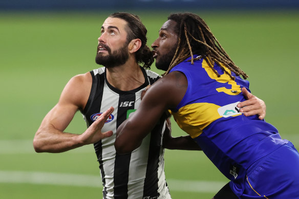 Brodie Grundy and Nic Naitanui go head to head.