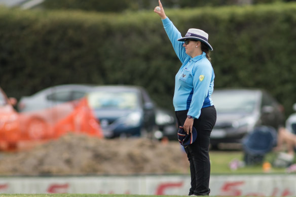 Lisa McCabe is easygoing but aiming high in the umpiring ranks.