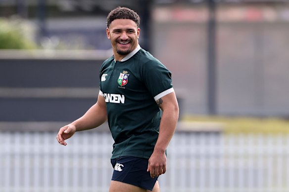 Costa Toofultus the trains with British and Irish Lions.