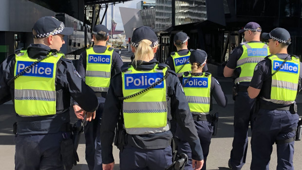 Victoria Police reviews problem prone pants as police women raise medical concerns
