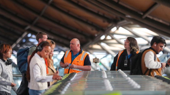 Victoria and Conduent are at loggerheads about the cost of upgrading myki. 