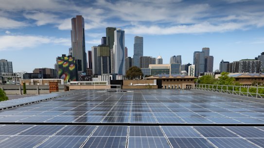 As energias renováveis ​​atingiram uma participação recorde na rede elétrica no trimestre de dezembro. 