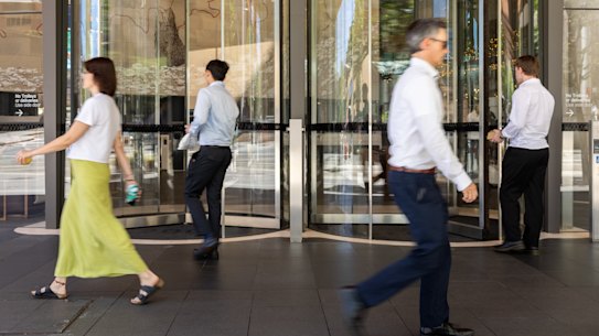 Does coming in later than others mean work quality is affected?