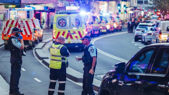 Bondi Junction Westfield and streets surrounding were in lockdown and closed.