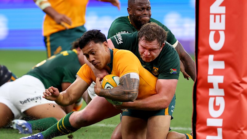 Test Rugby LIVE: Incredible scenes as 11-man Wallabies upset the world champion Boks