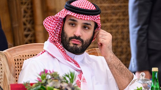 Crown Prince Mohammed bin Salman is said to be eyeing a sizeable stake in Crdit Suisse’s investment arm. 