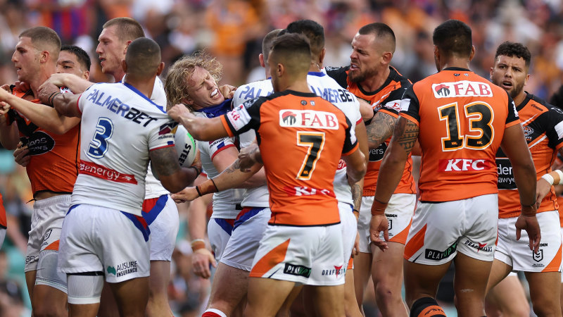 NRL round 10 LIVE: Wests Tigers v Newcastle Knights at Scully Park