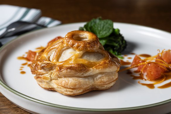 Duck pithivier.