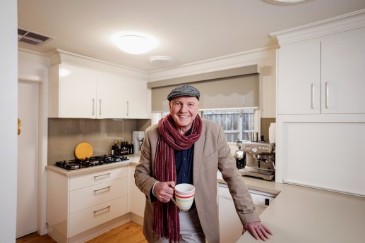Make yourself at home: <i>Neighbours</i> actor Alan Fletcher in the Vermont South home.