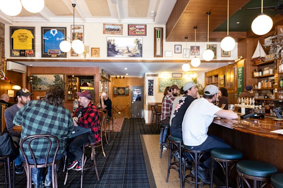 A cervejaria Castlemaine Love Shack está sendo criativa em sua arrecadação de fundos depois de perder ações.
