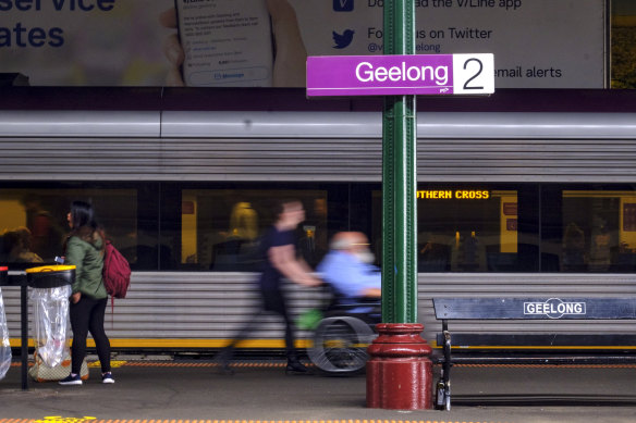The Morrison government has committed $2 billion towards fast rail between Melbourne and Geelong. 
