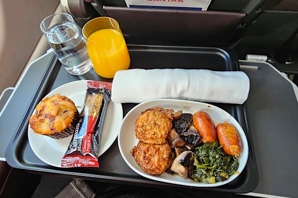 The breakfast is hotel-buffet standard (not in a good way).