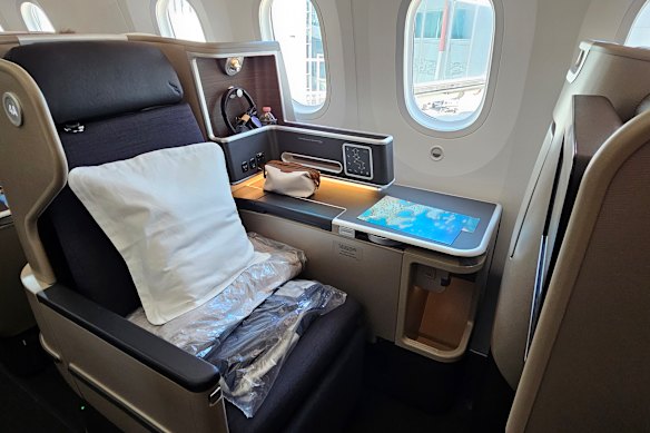 Even-numbered seats place you closer to the aisle and further from the window.
