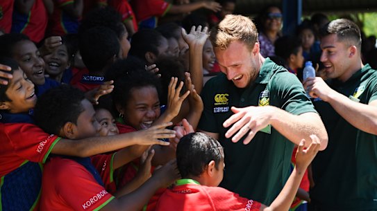 NRL players get a rock-star reception in PNG.